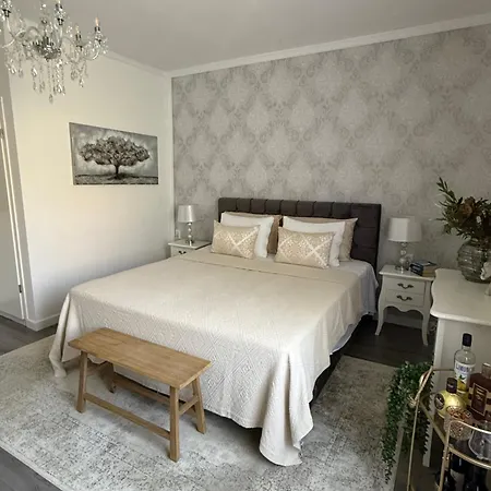 Gostinjska kuća Zana 4*